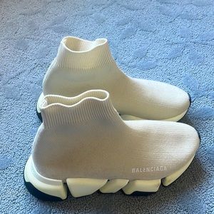 Balenciaga “Style” Speed Sneakers!!!